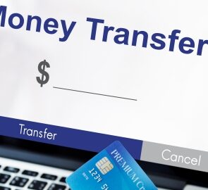 Wise vs. MoneyGram | Costs, Limits, Speed
