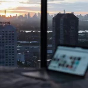 Make Your Nomad Life Better: 10 Life-Changing Tips for Digital Nomads